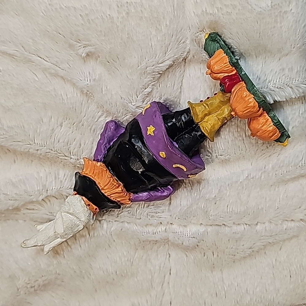 Halloween Figure Lot - Picture 7 of 12